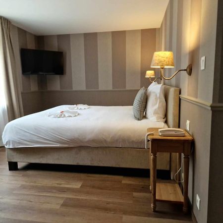 Hotel Le Cor De Chasse 圣于贝尔 外观 照片