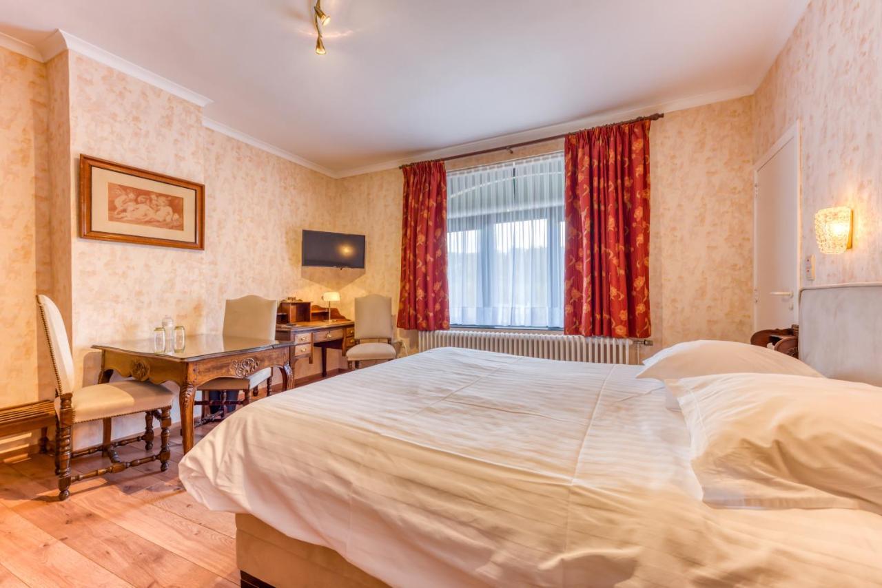 Hotel Le Cor De Chasse 圣于贝尔 外观 照片