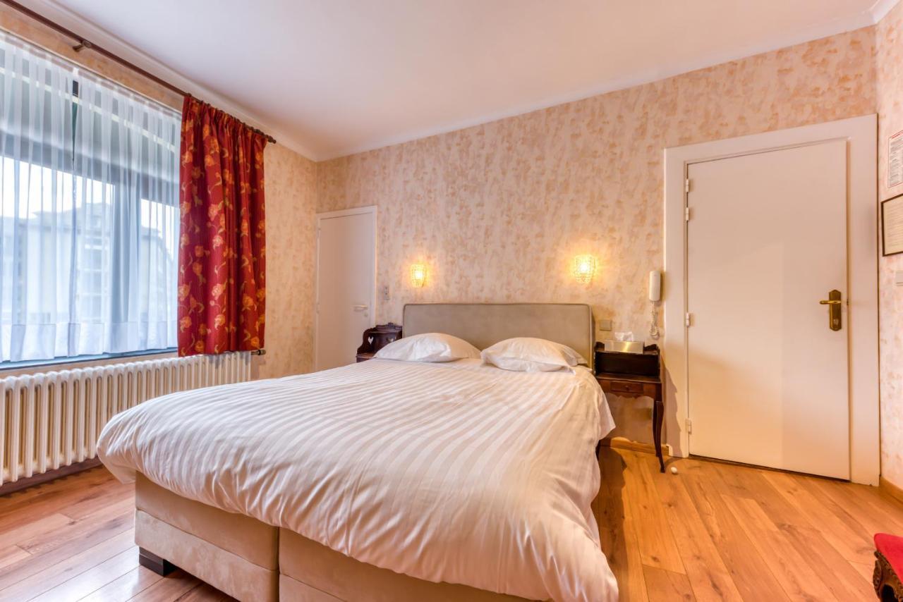 Hotel Le Cor De Chasse 圣于贝尔 外观 照片