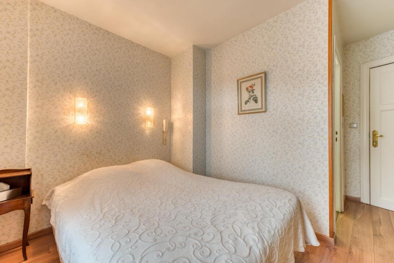 Hotel Le Cor De Chasse 圣于贝尔 外观 照片